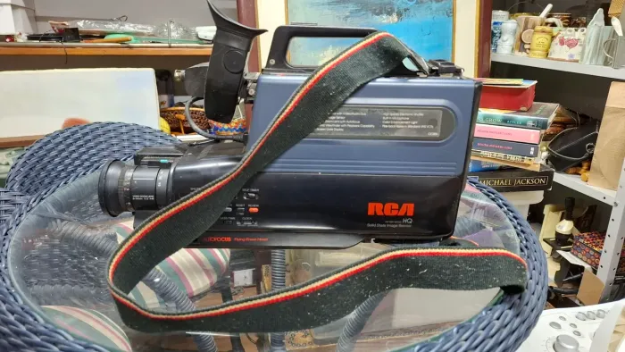 filmadora RCA CC286 VHS Camcorder VENDEMOS COMO DECORAÇÃO