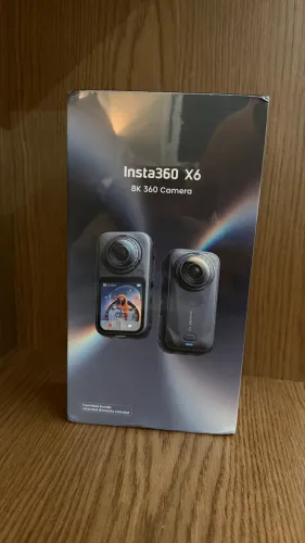 Insta 360 X6