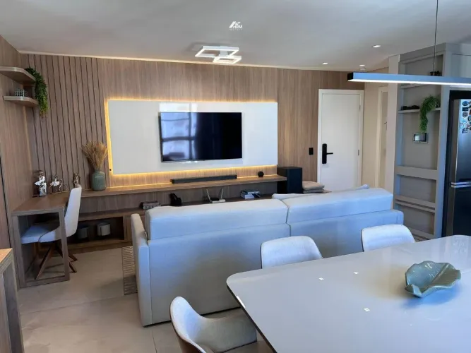 Apartamento mobiliado, 3 dormitórios centro Itajaí
