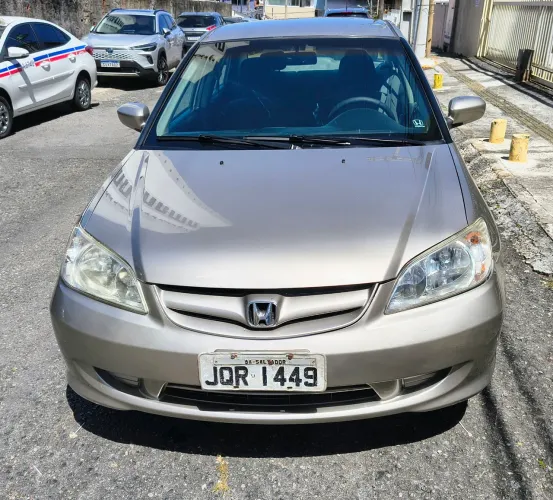 Honda Civic Sedan LX 1.7 16V 115cv Mec. 4P 2005