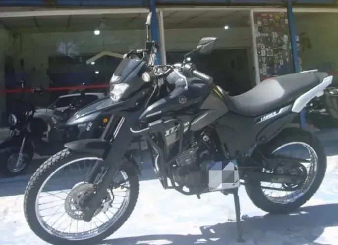 LANDER XTZ 250 preta 
