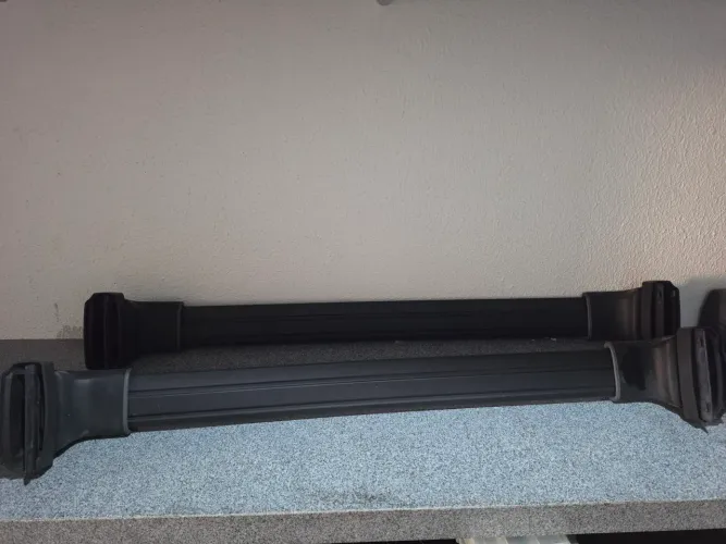 Rack thule SW4 e e Jeep Commander