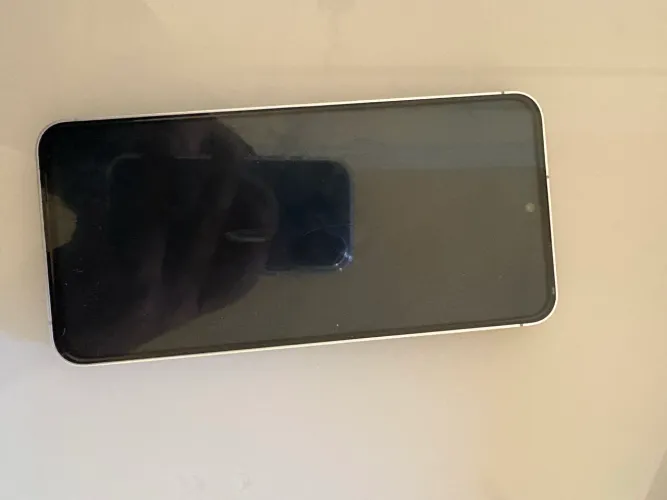 Samsung S24 FE impecável, pouquíssimo uso, sem marcas e com Nota Fiscal.