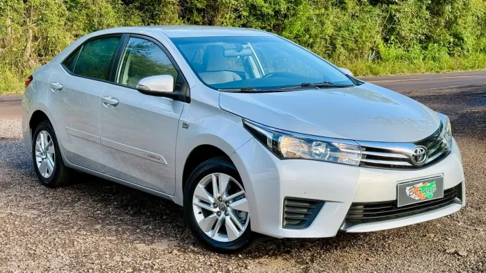 Toyota Corolla GLI 1.8 Flex 16V Aut. 2016