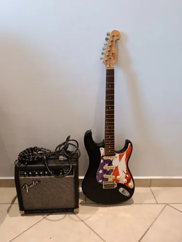 Guitarra Tagima S + amplificador fender 15G