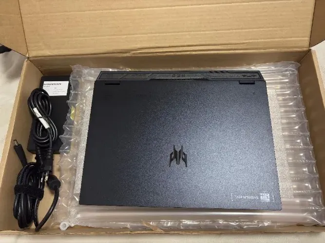 Notebook Acer Predator Helios Neo 16 - PHN16-72-74VX