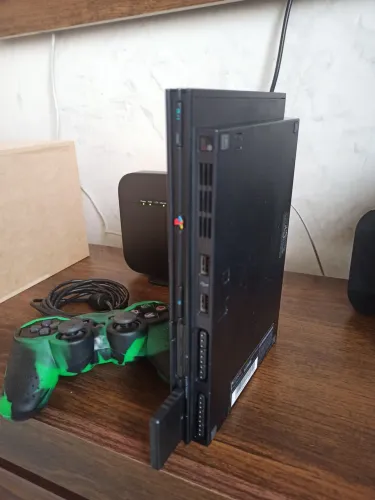 Console PlayStation 2 Slim Desbloqueado + Controle + Jogos