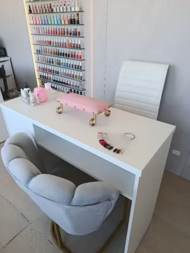 Parceria Nail e designer de sobrancelhas 