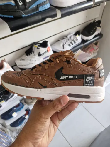 Nike just do it air