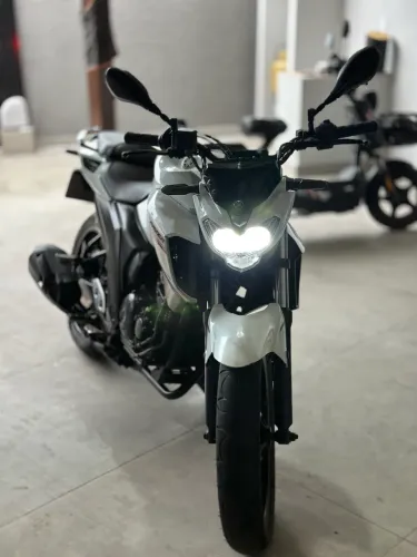 Fazer 250 2018 aceito troca