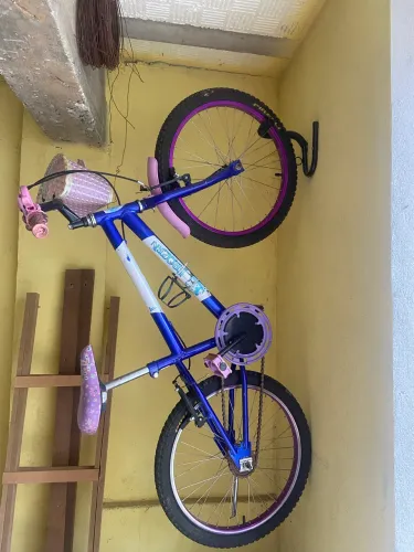 Vendo bicicleta Aro 14 R$ 350