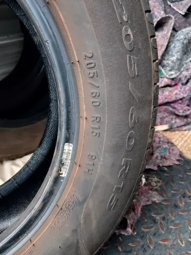 pneu 205/60 15
