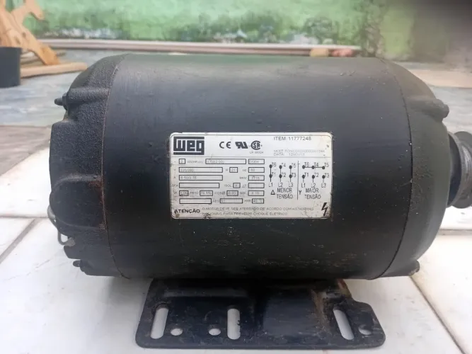 Motor 2 cv trifásico