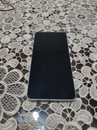 Samsung A06, 5G, Android 15, Display de 6.7 polegadas