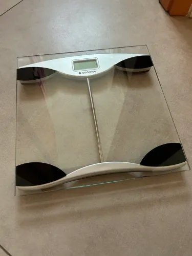 Balança Corporal Cadence a bateria