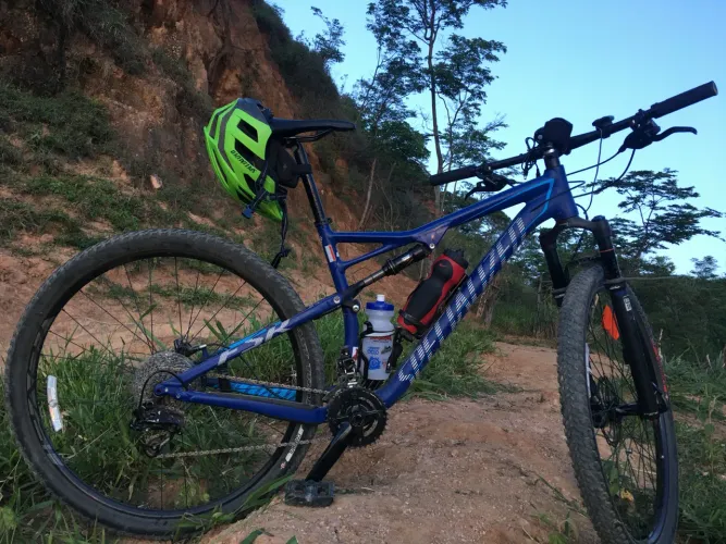Bicicleta Specialized Epic Comp