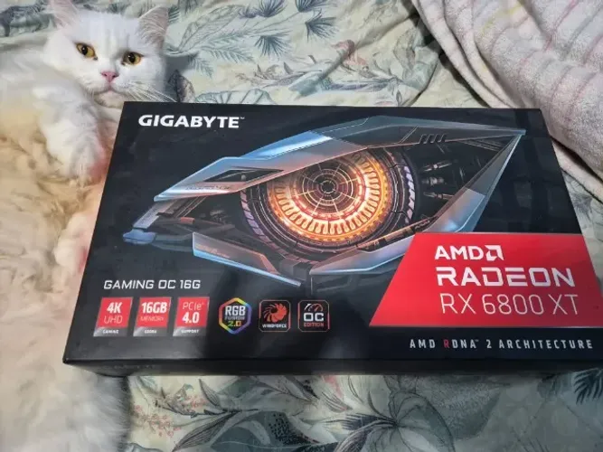 Placa de Vídeo RX 6800 XT 16GB