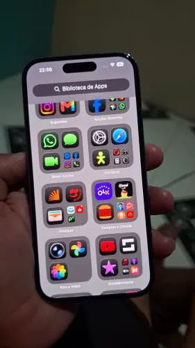 Vendo um iPhone 14 pro