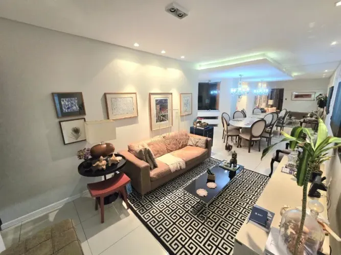 Apartamento à venda na Pituba com 3 quartos 1 suíte 2 salas 2 banheiros 2 vagas de garagem