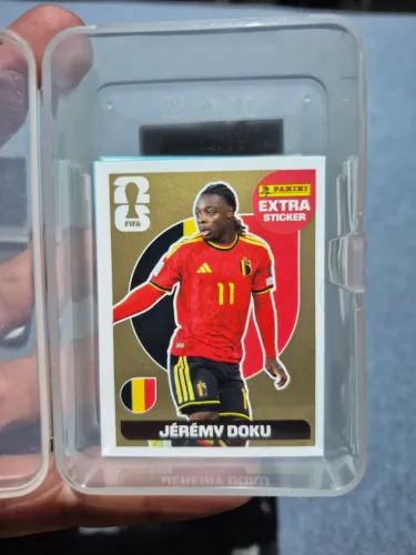 Figurinhas legend ouro panini doku
