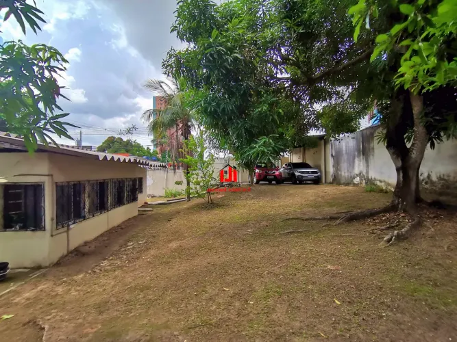 Terreno no Parque Dez 960m² disponível Pra venda com 960m²