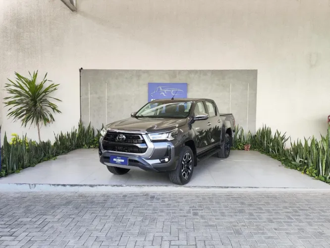 Toyota Hilux CD SRX 4X4 2.8 TDI 16V Diesel Aut. 2022