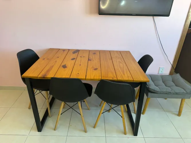 Mesa de jantar quatro lugares industrial, 4 lugares