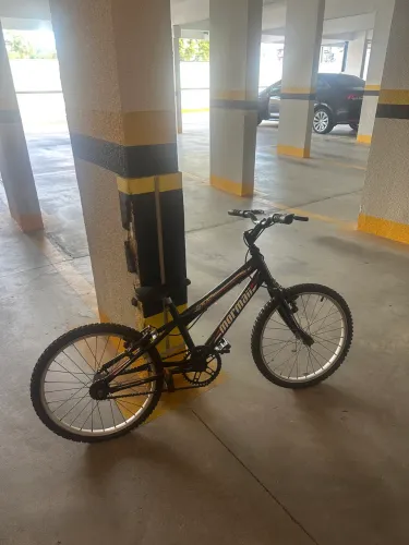 Bicicleta aro 20 menino