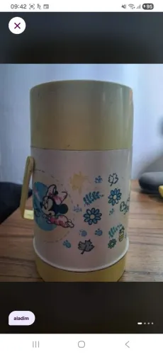 Antiga garrafa termica aladim