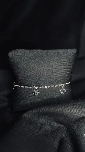 Pulseira de prata 4 trevos
