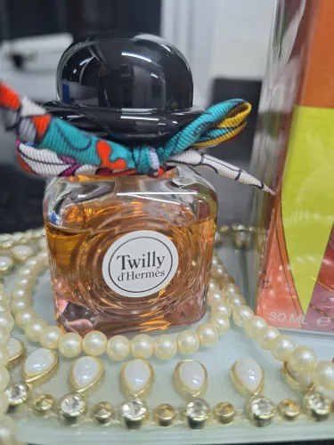 Perfume importado Twilly d hermes 