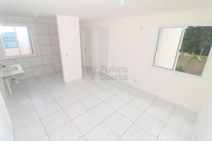 Apartamento de 2 dormitórios no Fragata