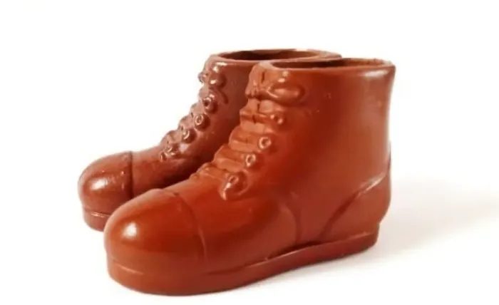 Para Boneco Falcon Bota Cano Baixo Marrom-Grungatoys - Item de colecionador 