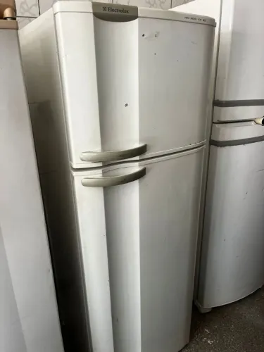 Geladeira gelo seco