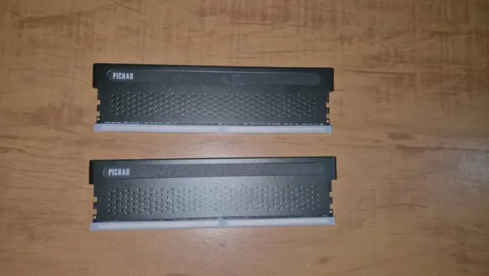 Memoria RAM 16gb DDR4 (2x8)
