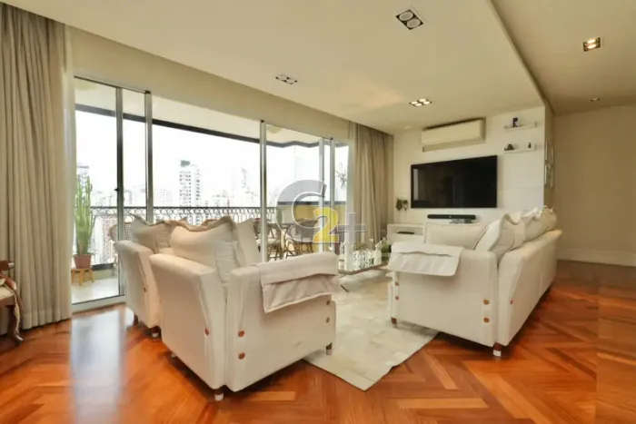 Apartamento a venda em Perdizes com 4 suítes e 8 vagas