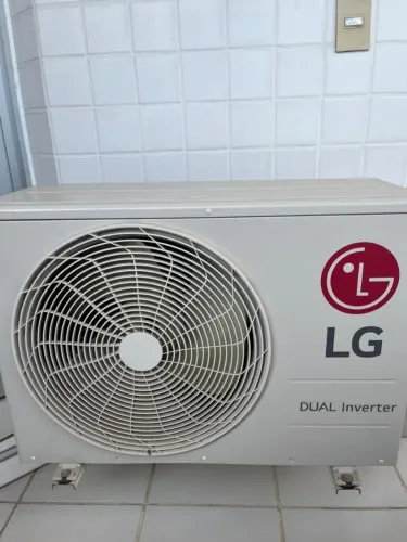 Ar condicionado LG 18.000btus, inverter Quente e Frio