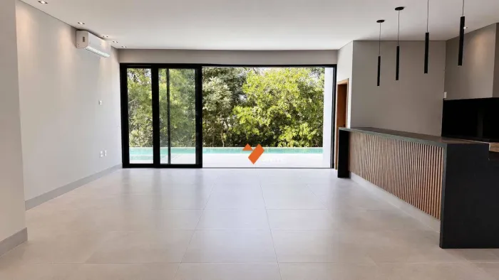 Casa com 3 dormitórios à venda, 248 m² por R$ 2.990.000,00 - Condomínio Tamboré - Presiden
