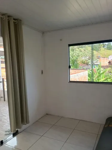 Vende ou troca   2 apartamentos na OPORTUNIDADE, aceito proposta