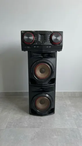 Caixa de som Lg 400 rms tudo funcionando 