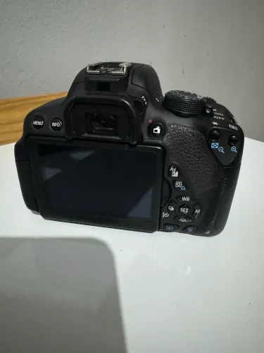 Canon t5i