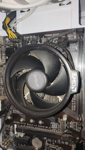 processador AMD Ryzen 2200g