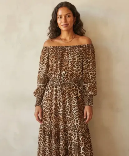 Vestido Longo Oncinha Em Viscose. Tamanho G (Usado)