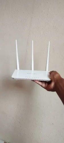 Roteador Wi-Fi Multilaser RE163V 300Mbps 3 Antenas - Com Fonte