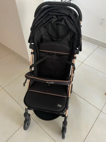 Carrinho de bebê