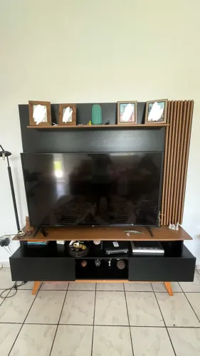 Rack com painel TV até 72?