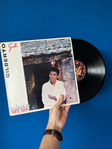 Vinil Gilberto Gil - Dia Dorim Noite Neon 