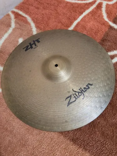 Medium Ride ZILDJIAN ZHT 20"