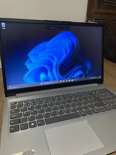 ? VENDO NOTEBOOK LENOVO IDEA PAD 1i ? QUASE NOVO!