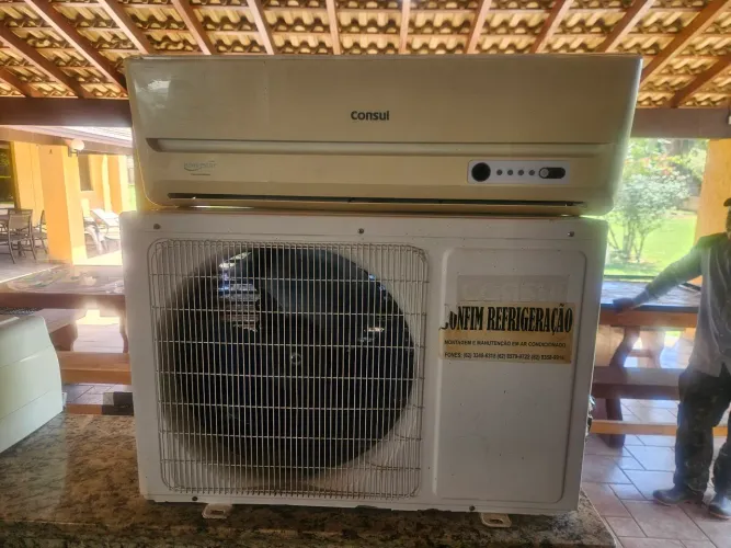 Ar condicionado split Consul 9000 BTUs revisado e com gás recolhido